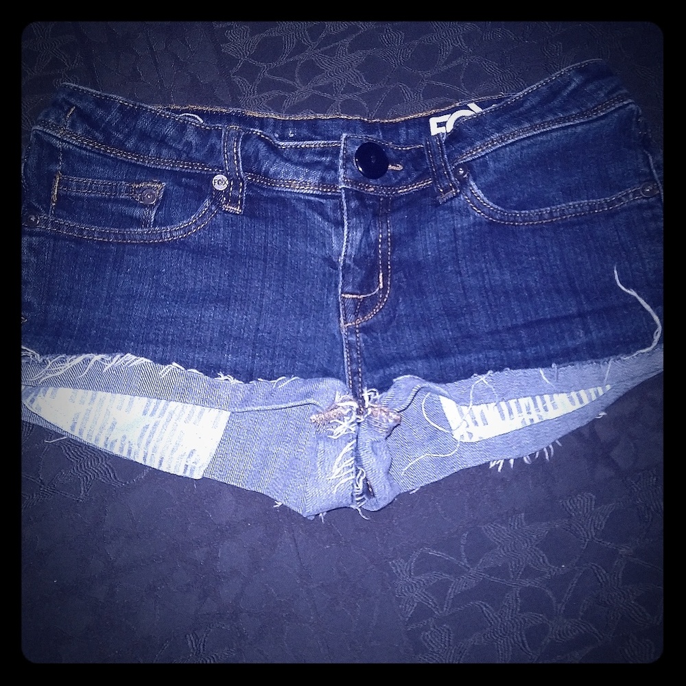 Fox cut off blue jean shorts